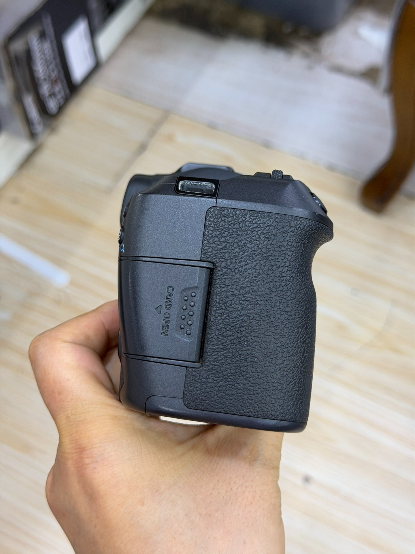 Canon EOS R (Body)